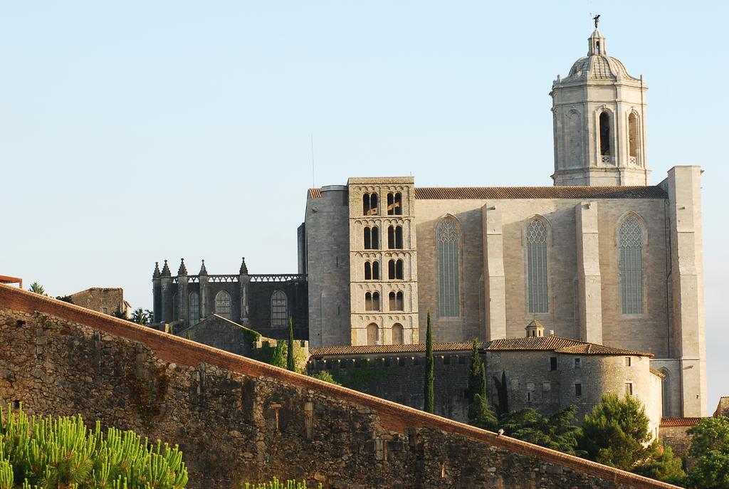 Villa Montjuic Girona Luaran gambar